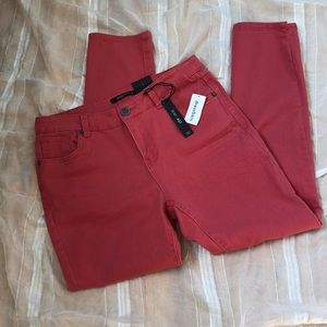 BOGO Sale: Roz&Ali Straight Leg Ankle Pants